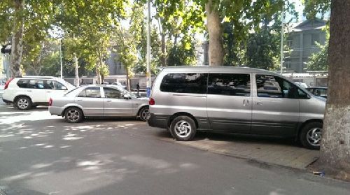 違章停車被拖壞，就該自認(rèn)倒霉？告訴車主如何獲得賠償